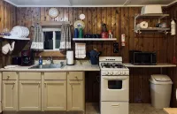 Lake Front Cabin Located On Muskallonge Lake