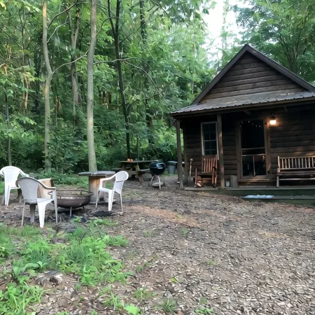 The Camp Cabin at Darst-Myers Hallstead