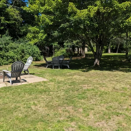 Cozy Cottage w/ Sauna & EV 14-50 Outlet!! Hot Tub Available April - October