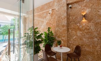 Uy Dương Hotel & Apartment - Nha Trang