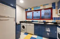 Villa with Private Pool, Garden, Terrace and Marina View - 빌라