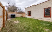 Sage Creek Hacienda - located in downtown Cody; sleeps 5! - 3-Star