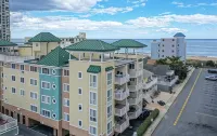 Fantastic Beach Condo, Linens Included!