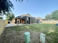 Relaxing stay in Stillwater, OK! Enjoy and relax in in this spacious home. - 3-نجوم