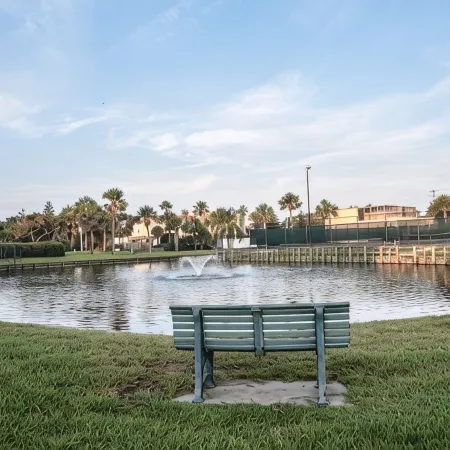 Beautiful Condo steps away from Beach
