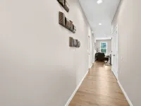 Home away from Home, upscale townhome Hotels in Plover