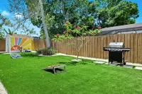 Pool Home - MiniGolf -Arcade- Near Beaches - Pet Friendly