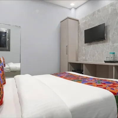 Staylo The Royal Hotels near Dilshad Garden
