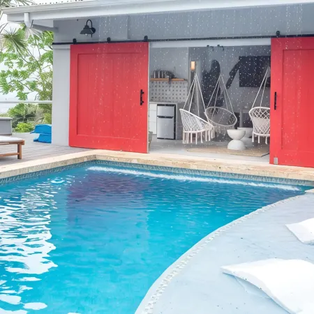 Waterfall Oasis - Ocean Views, Minutes to Magens Bay & Private Pool!