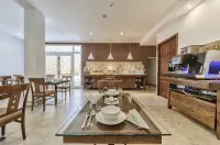 Palazzo Violetta Boutique Hotel - Bữa sáng