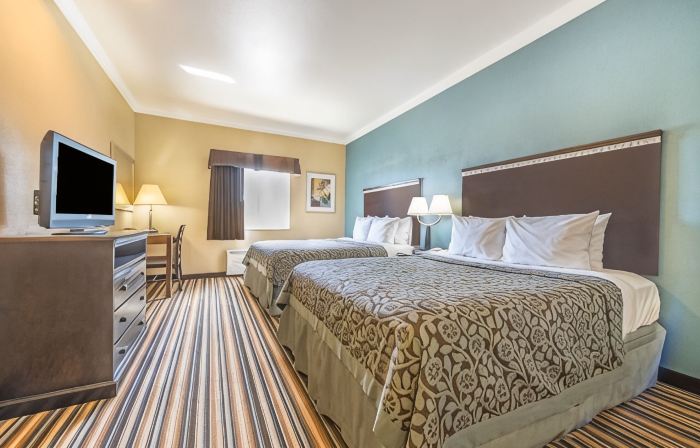 Days Inn by Wyndham Rockdale Texas