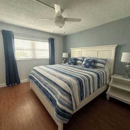 Newly renovated condo with oceanfront, pool and launch views!