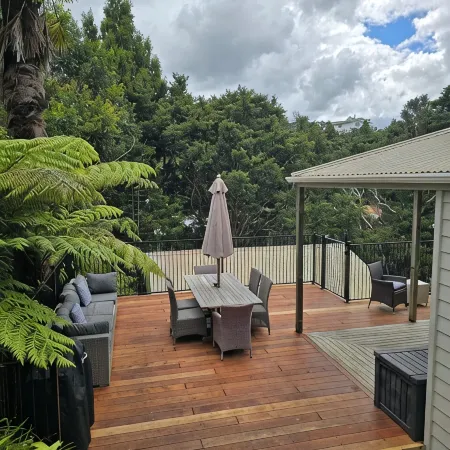 Bush clad oasis in the heart of Paihia