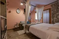 Maria's Boutique Rooms - Parvekkeita