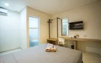 Life Puri Hotel Surabaya