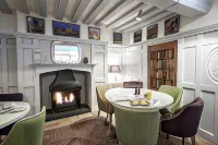 The Deddington Arms