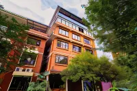 Rest Up Kathmandu Hostel - Hostels
