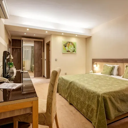 Hotel Tami Residence