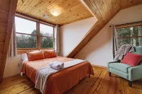 Secluded & Tranquil Retreat for 14 in the Poconos – Firepit/Games/Stargazing+