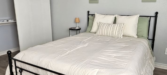 Fully Furnished 1-bedroom apartment in the medical district of charming Lufkin Hotels in Lufkin