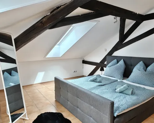 Loft with Pond View in the Franconian Lake District Pet-Friendly Hotels in Pleinfeld