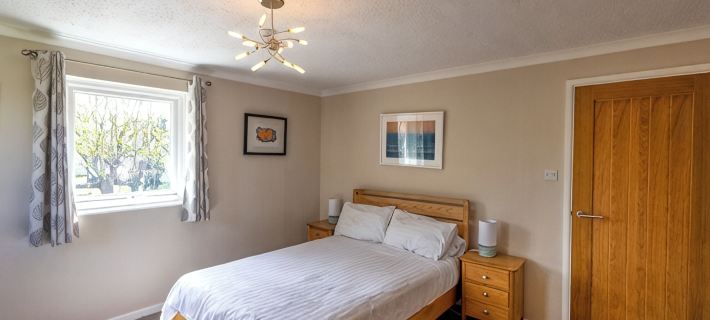 Quality Three Bedroomed House in Peaceful Seaside Village Hotels in Hayle