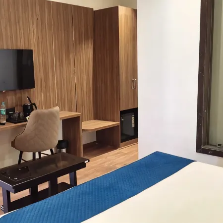 Hotel Grace Suites