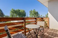 Charming Downtown Townhome in Cheyenne with WiFi & Central AC!