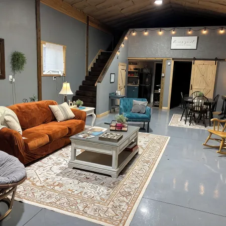 Clemson Cottage -close to University and lakes Отели в г. Окони Каунти