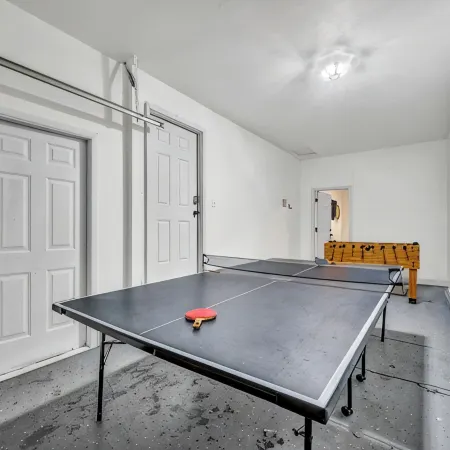 Game Room.Grill.Patio - Spacious 5Br Getaway! Отели в г. Берея