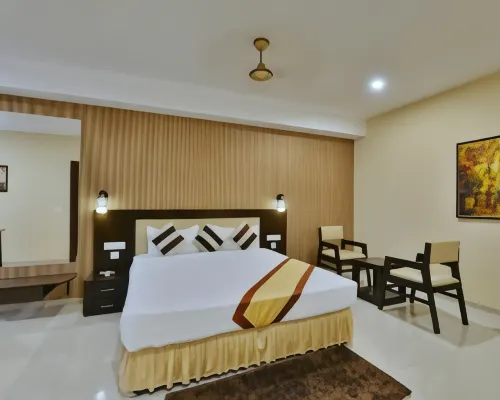 Hotel Silver Oak, Bilaspur Hotels in Bilaspur