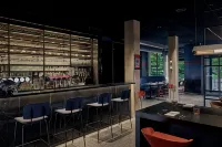 錢辛兵營水療酒店-傲途格精選 - 酒吧