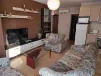 Sunny apartment with a wonderful view, parking. - balcony