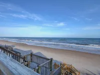 Dream Getaway a Gorgeous Private Oceanfront with Hot Tub Sleeps 12 - 4-Star