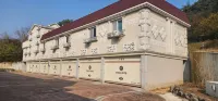 Goseong Oasis - Motels