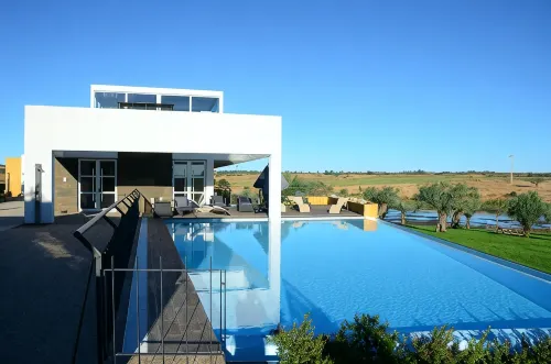 Herdade da Urgueira - Homestays