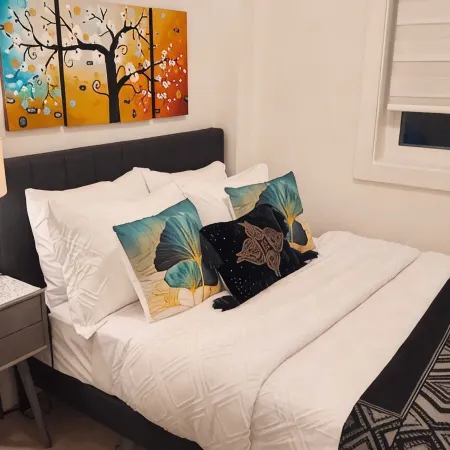 New Langford Suite near Lake & Mall | Free Parking