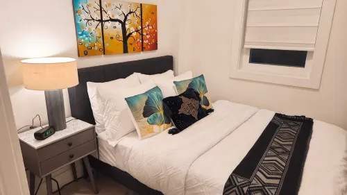 New Langford Suite near Lake & Mall | Free Parking - Bungalows