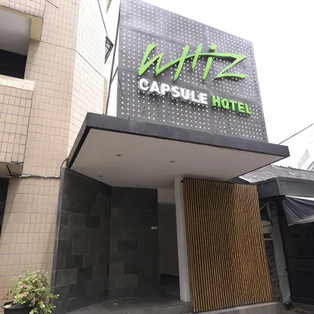 Whiz Capsule Hotel Thamrin Jakarta Отели рядом с достопримечательностью «Торговый центр Thamrin City»