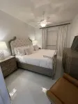 RENOVATED,2pm check-in,11a checkout,1stfloor private unit,close to 5th ave&beach - Homestays