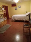 Nestled between Hidden Valley trails and Ely's cute downtown, a perfect homebase - Apartments