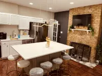 OTR!-5 Bedrooms-4 Baths-3 Parking Spots-2 Kitchens-Best House for Reunion/Groups - Bungalows