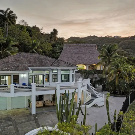 Villa Pura Vida - All Inclusive Options