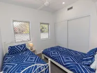Pantowora Beach Gem. Close to the beach and shops. Hotels in Corlette