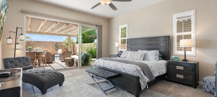 No Fee Heated Pool & Spa  Gorgeous House. Hotels in Goodyear
