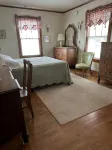 Four bedroom charming historical Harbor Haus in central Egg Harbor - Wifi