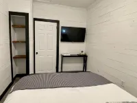 Renovated Calera Farmhouse Home! - 4-Star