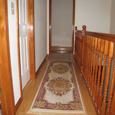 Pristine Cape Cod on the Creek! 4 Large Bedrooms - 6 Guests