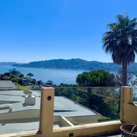 Take in the San Francisco views at this quiet oasis!