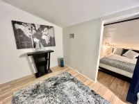 2Br Getaway-  2 Min. Walk to Lake Livingston and Marina - Wifi